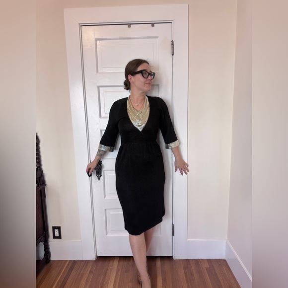 70s Vintage Oscar De La Renta Black Knit Wiggle Dress with Silver Mesh Collar - Picture 2 of 11